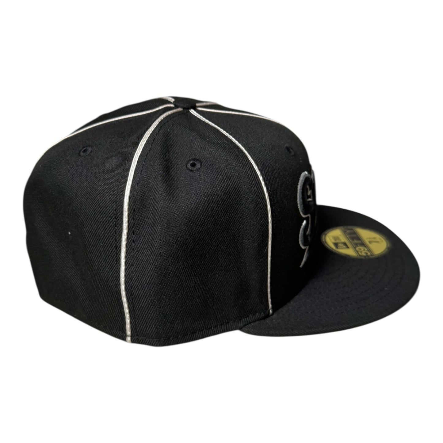 Supreme Piping Script Logo New Era® Hat