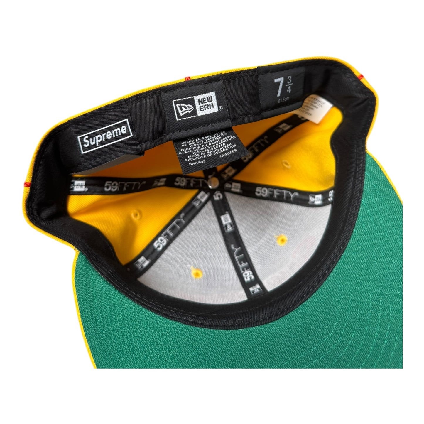 Supreme Piping Script Logo New Era® Hat