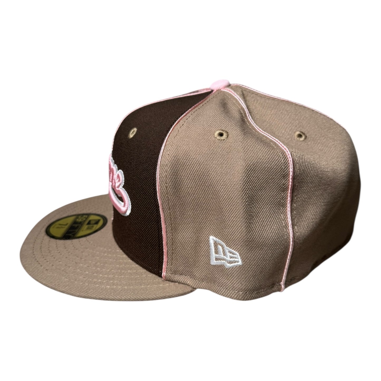 Supreme Piping Script Logo New Era® Hat