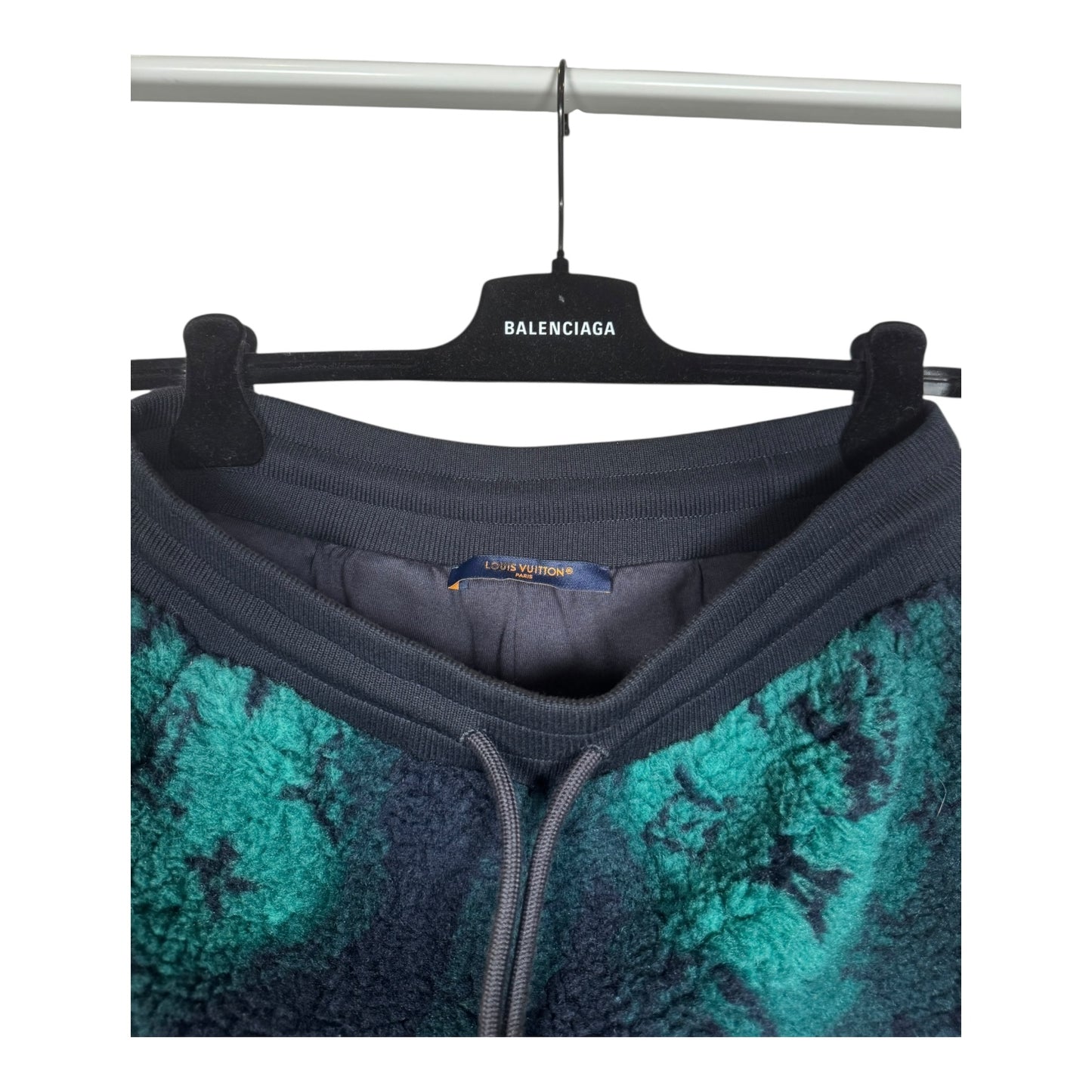 Louis Vuitton Gradient Mongram Fleece